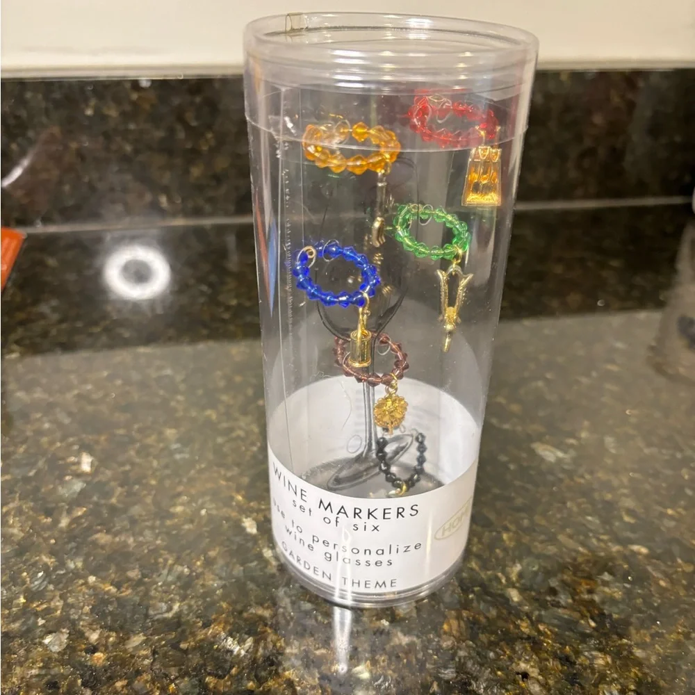NIB 6-pack wine charms